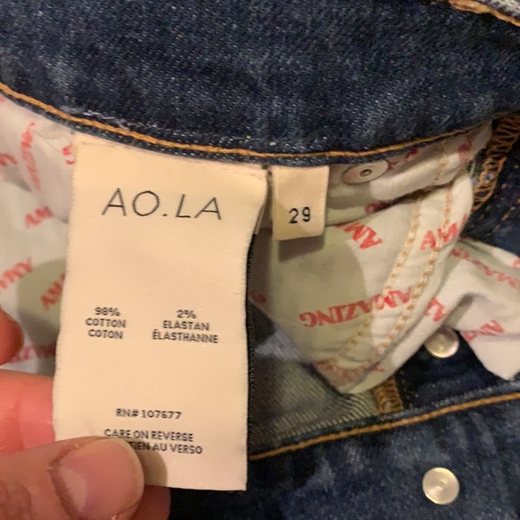 Alice and Olivia floral embroidered cropped jeans - Picture 9 of 9